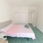 Lyon *